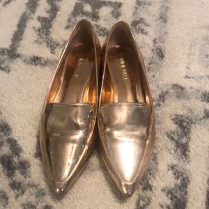 NINE WEST pointed Rose Gold flats. Size 7M.